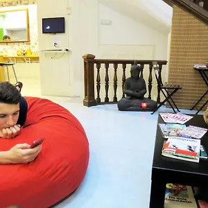 Hip Hostal