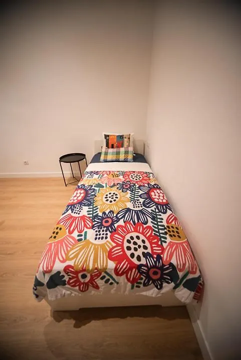 By Universitat Rooms Barcelona España